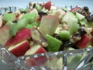 crunchy-crispy-waldorf-salad