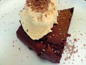 Flourless chocolate cake